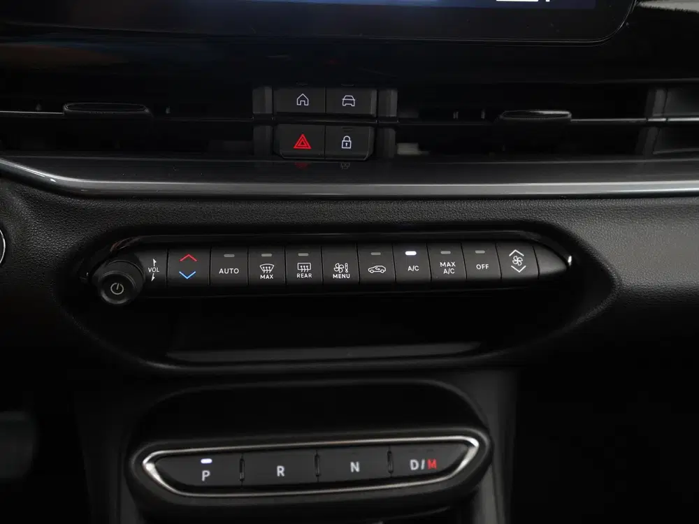 Fiat 600 1.2 Hybrid Urban uit 2025, foto 11