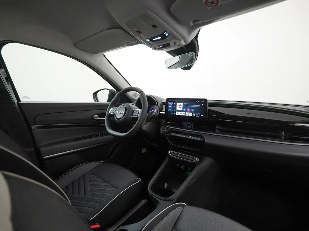 Fiat 600 1.2 Hybrid Urban uit 2025, foto 2