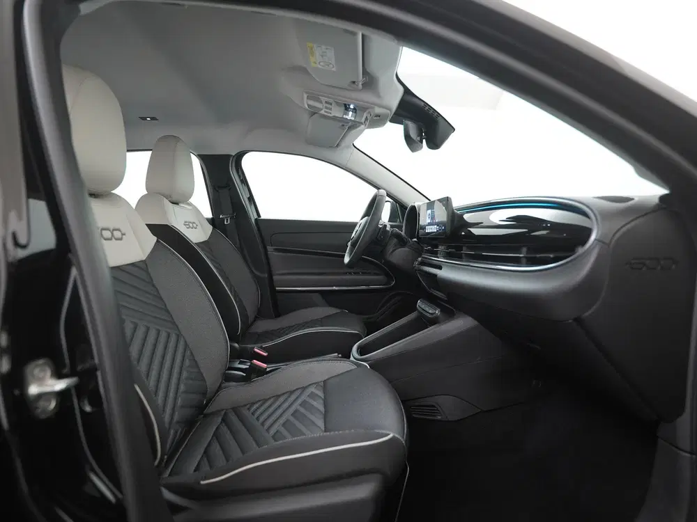 Fiat 600 1.2 Hybrid Urban uit 2025, foto 3