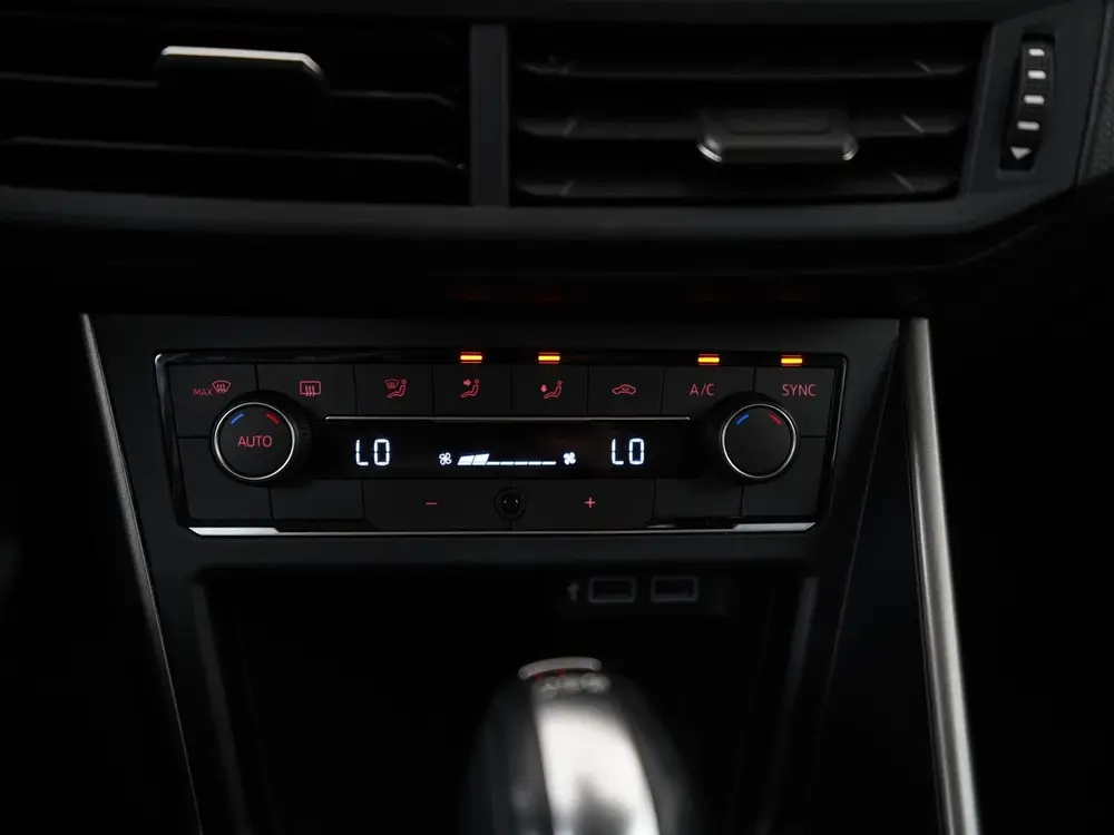 Volkswagen Polo 1.0 TSI Comfortline DSG | Navigatie | ParkPi uit 2019, foto 11