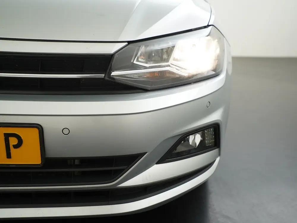 Volkswagen Polo 1.0 TSI Comfortline DSG | Navigatie | ParkPi uit 2019, foto 20