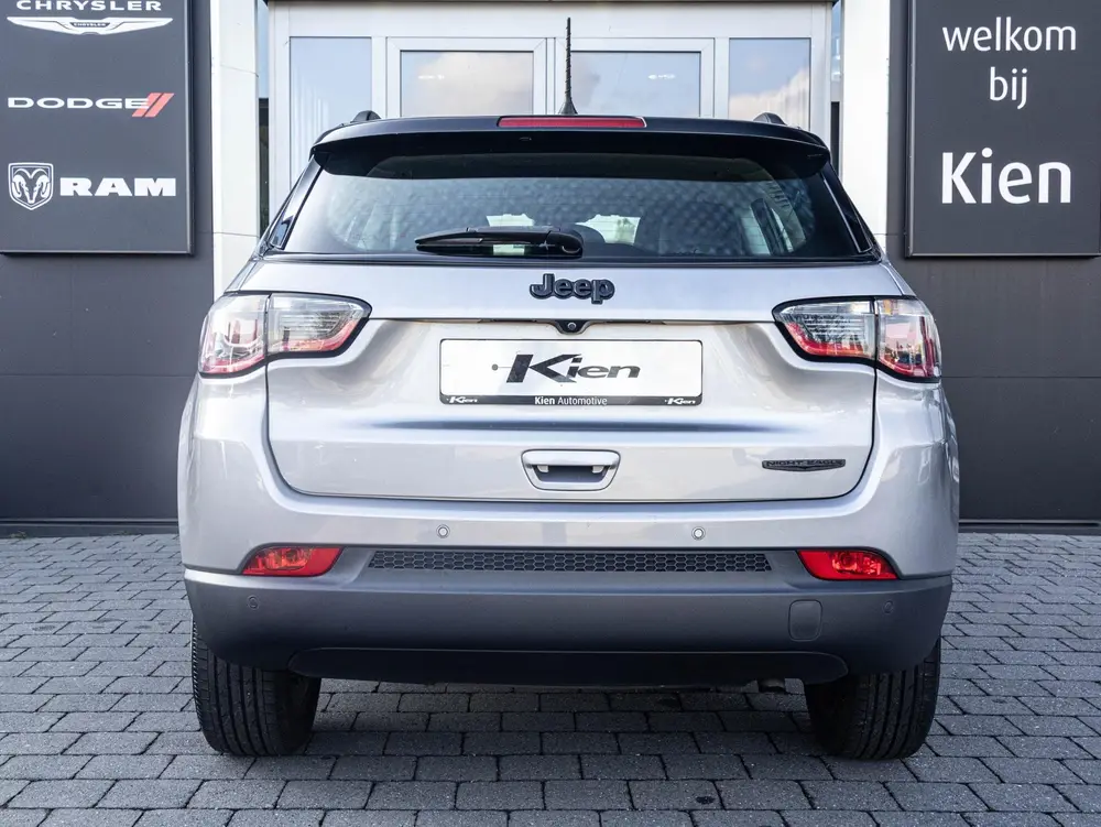 Jeep Compass 1.4 MultiAir Executive | Leder | Groor navi | B uit 2020, foto 19