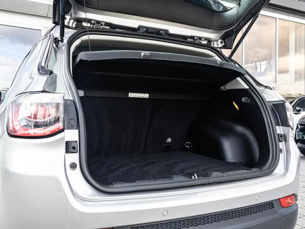 Jeep Compass 1.4 MultiAir Executive | Leder | Groor navi | B uit 2020, foto 20