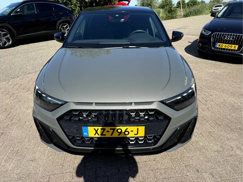 Audi A1 25 TFSI edition one S-Line Led uit 2019, foto 16