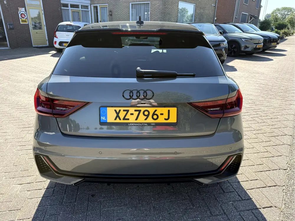 Audi A1 25 TFSI edition one S-Line Led uit 2019, foto 17