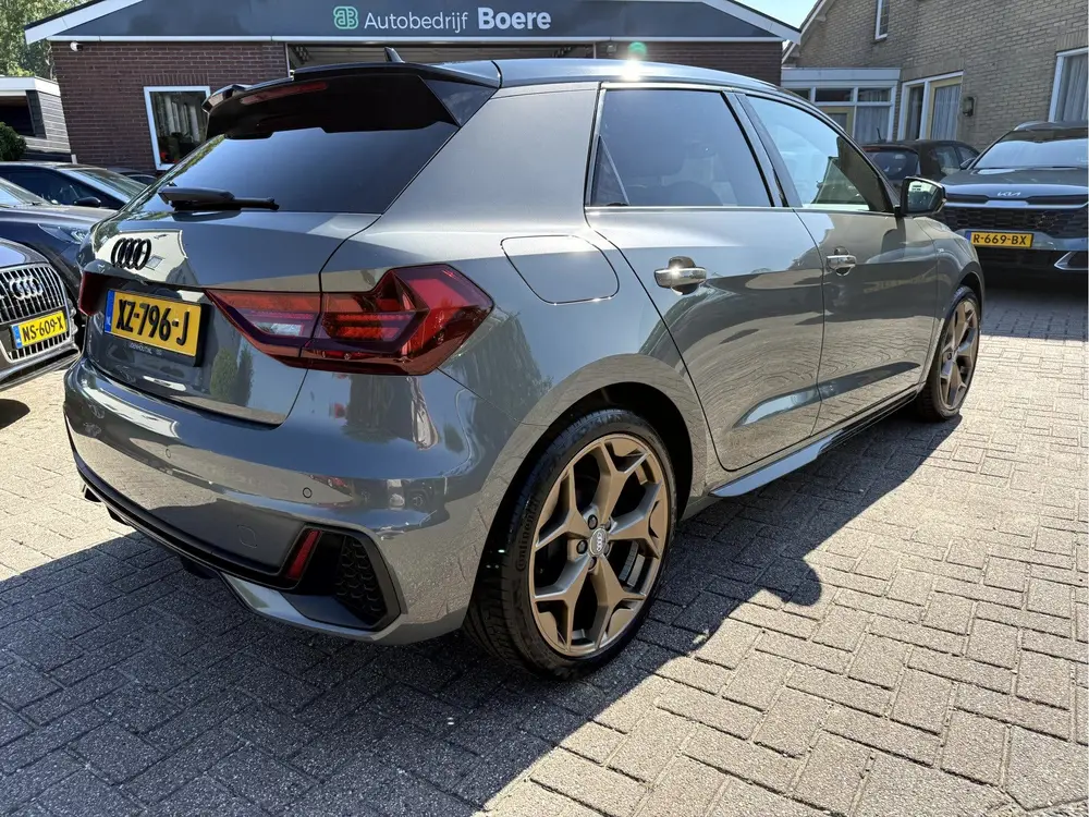 Audi A1 25 TFSI edition one S-Line Led uit 2019, foto 3