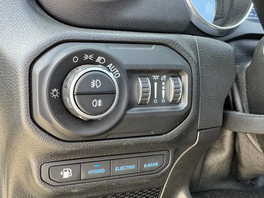 Jeep Wrangler 4xe 380 80th Anniversary uit 2021, foto 12