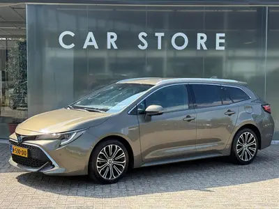 Toyota Corolla 1.8 Hybrid Executive Dealer On uit 2020