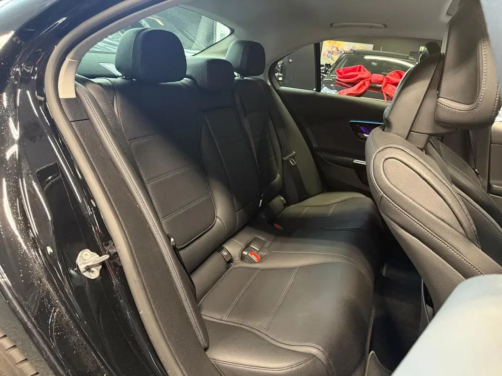 Mercedes-Benz C-Klasse 300 e AMG Line PLUG-IN uit 2022, foto 3