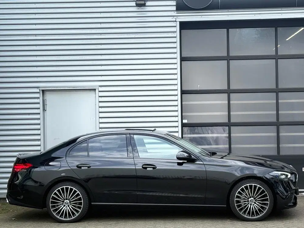 Mercedes-Benz C-Klasse 300 e AMG Line PLUG-IN uit 2022, foto 9