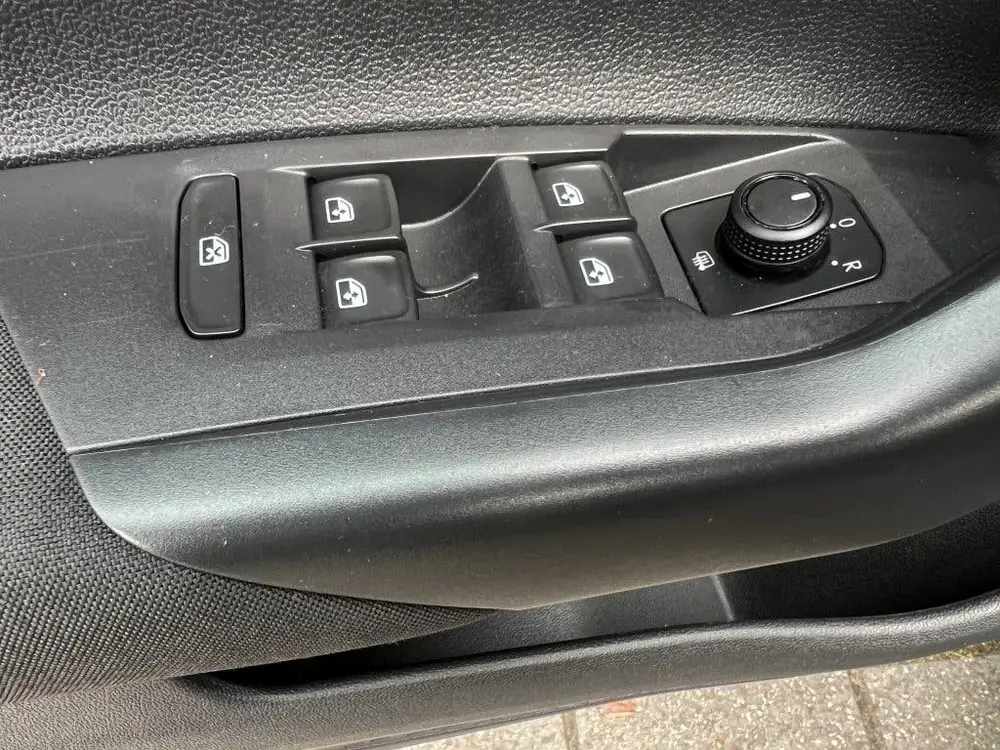 Volkswagen Polo 1.0 TSI Life Navi Apple/car play Airco Cruis uit 2020, foto 15