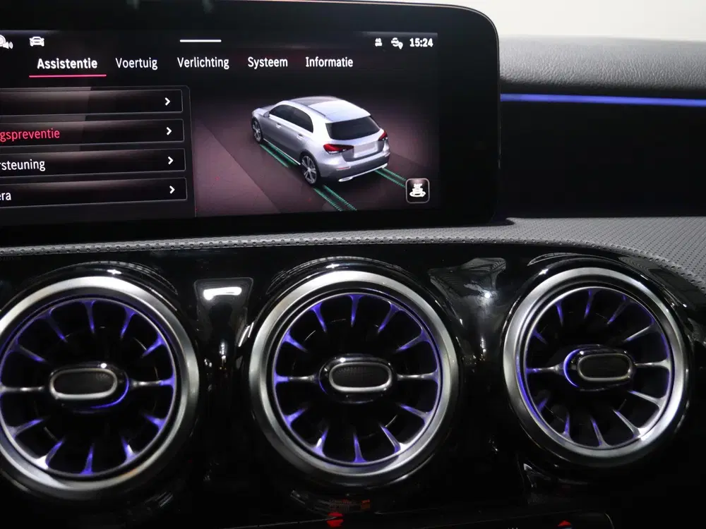 Mercedes-Benz A-Klasse 250 e Business Solution AMG uit 2025, foto 12