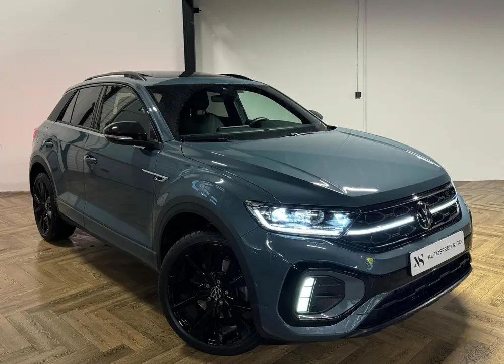 Volkswagen T-Roc 1.5 TSI R-Line Business PANO KEYLESS uit 2024, foto 2