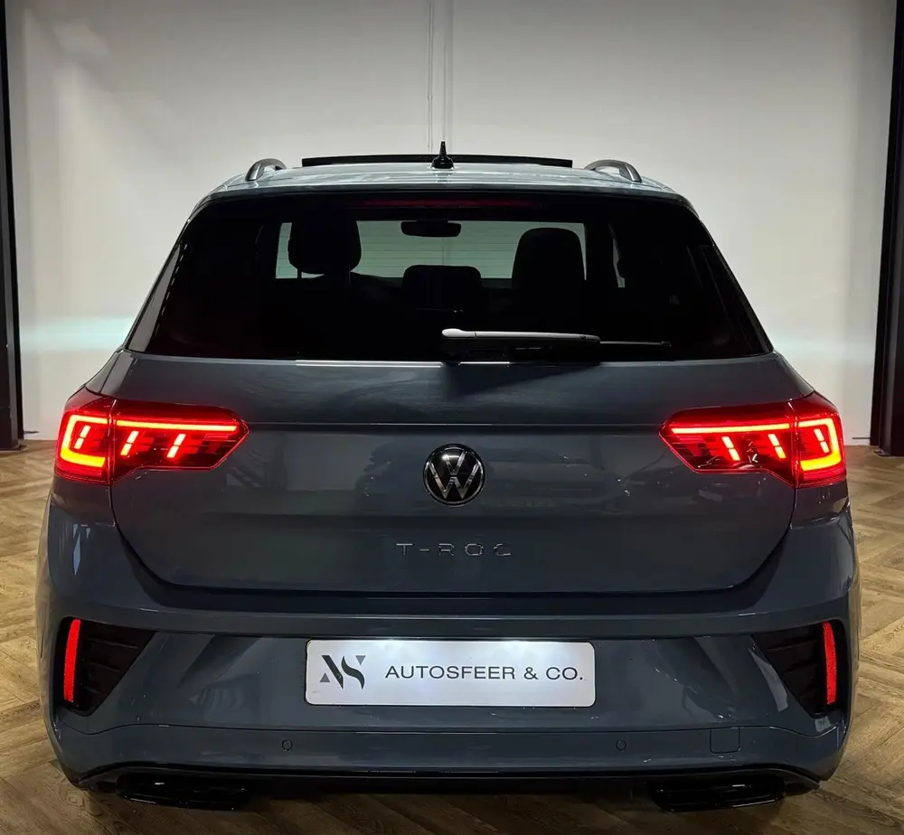 Volkswagen T-Roc 1.5 TSI R-Line Business PANO KEYLESS uit 2024, foto 4