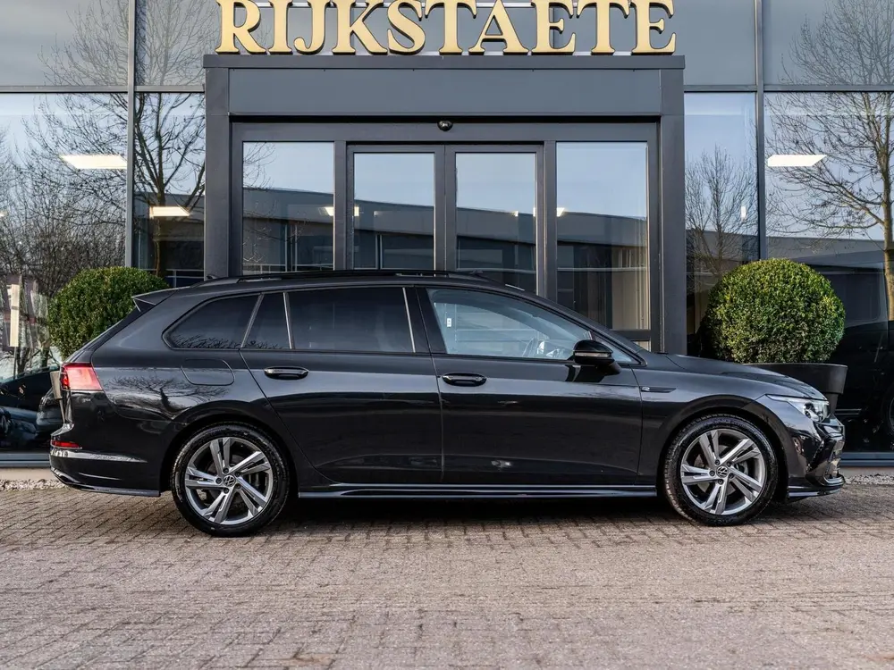 Volkswagen Golf Variant 1.5 eTSI R-Line|PANO|CAMERA|ACC|IQ uit 2022, foto 6