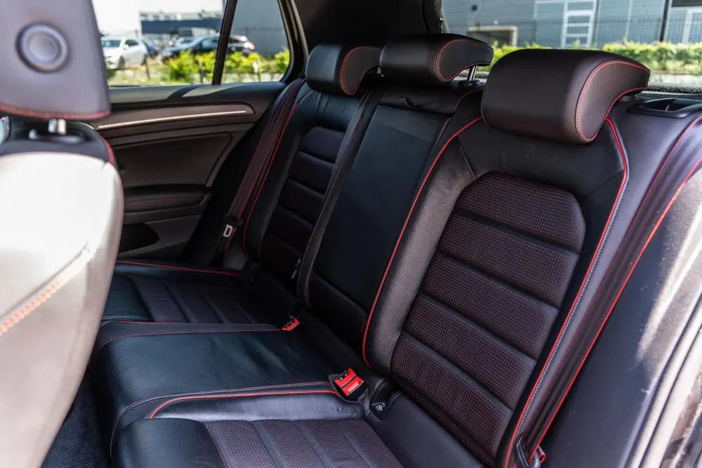Volkswagen Golf 2.0 TSI GTI TCR|PANO|ACC|19''|CAMERA|LEDER uit 2019, foto 15