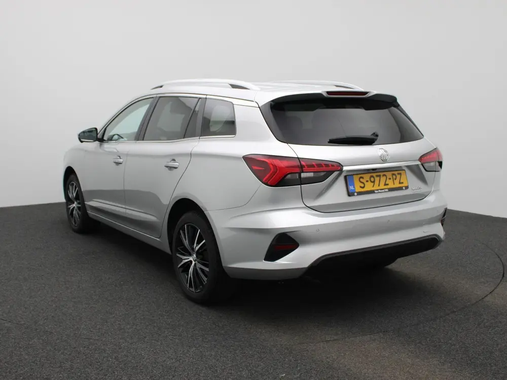 MG MG5 Long Range Luxury 61 kWh uit 2023, foto 2