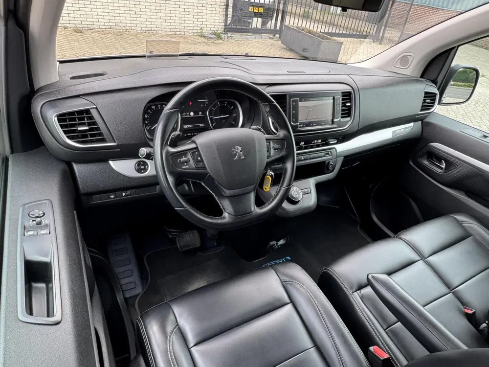 Peugeot Expert Expert 2.0 180pk Standard Sport Trekhaak uit 2021, foto 11