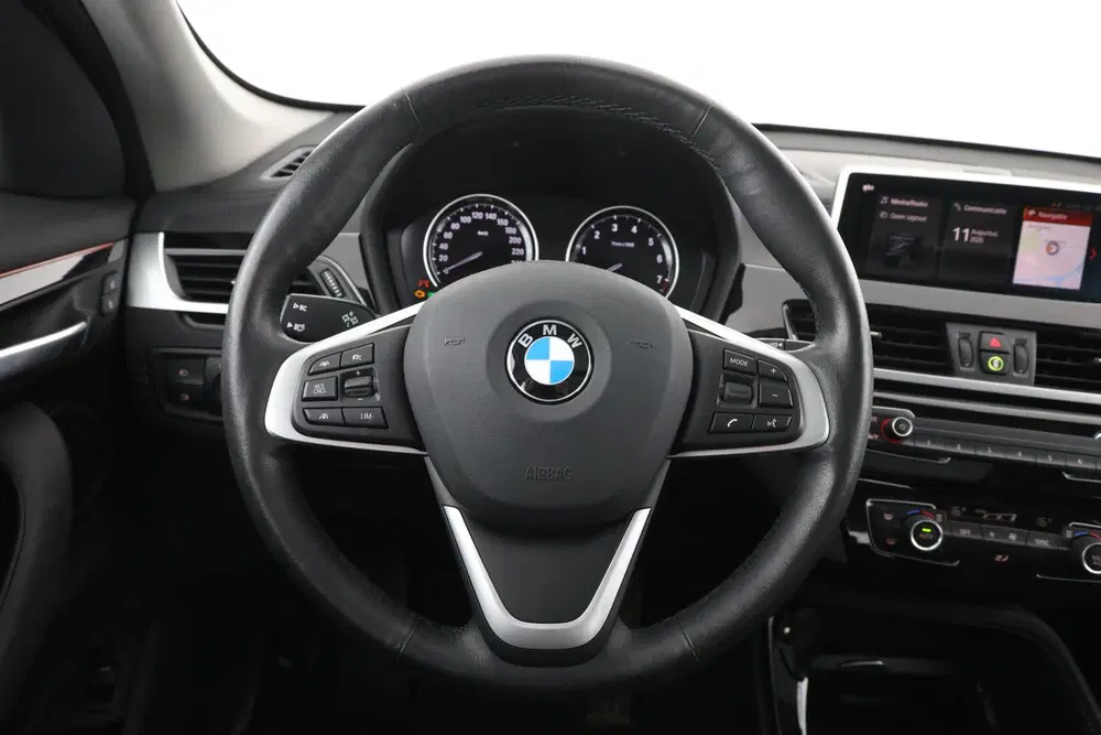 BMW X1 sDrive18i uit 2020, foto 13