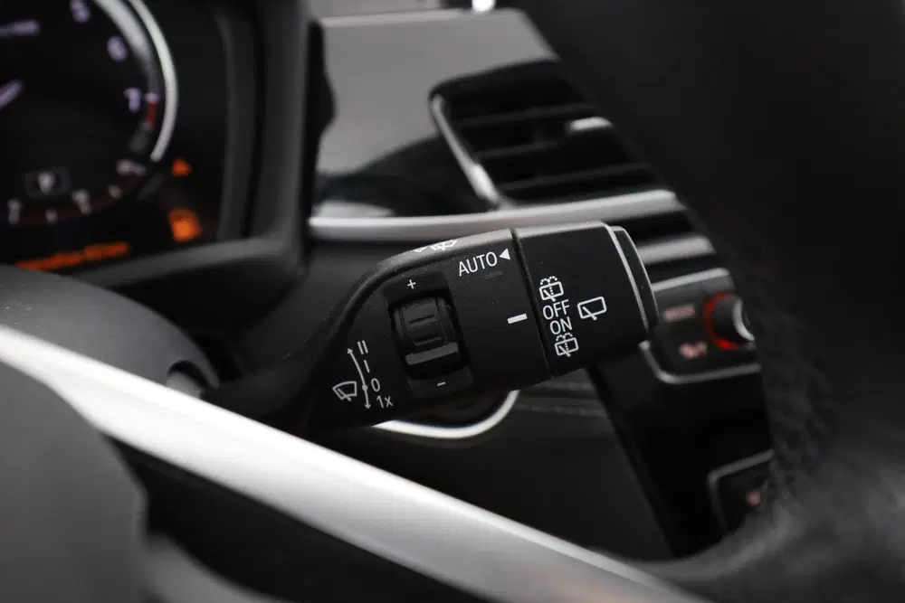 BMW X1 sDrive18i uit 2020, foto 14