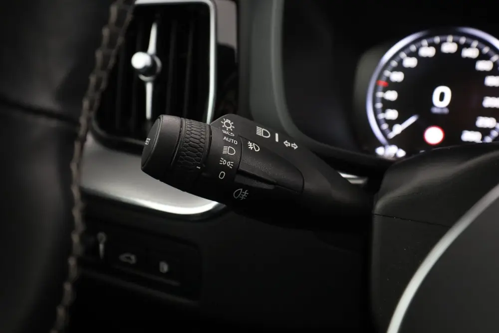 Volvo XC60 2.0 T8 Twin Engine AWD Momentum | TR46715 | uit 2019, foto 12
