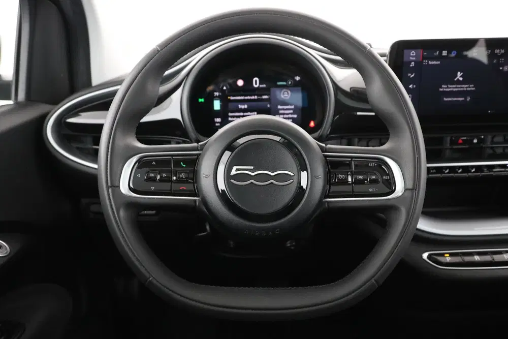 Fiat 500 Icon 42 kWh uit 2022, foto 19