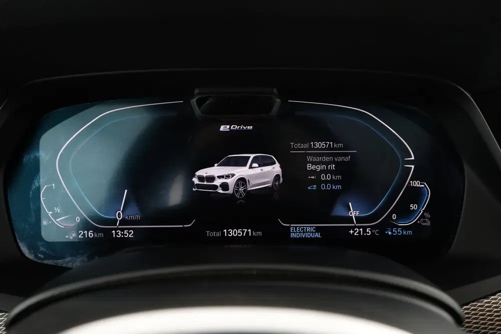 BMW X5 xDrive45e Executive uit 2022, foto 13