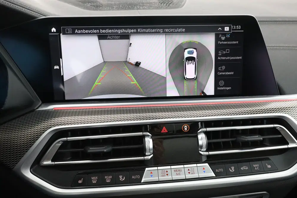 BMW X5 xDrive45e Executive uit 2022, foto 16