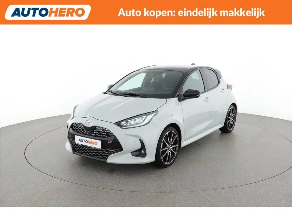 Toyota Yaris 1.5 Hybrid 130 GR SPORT uit 2024