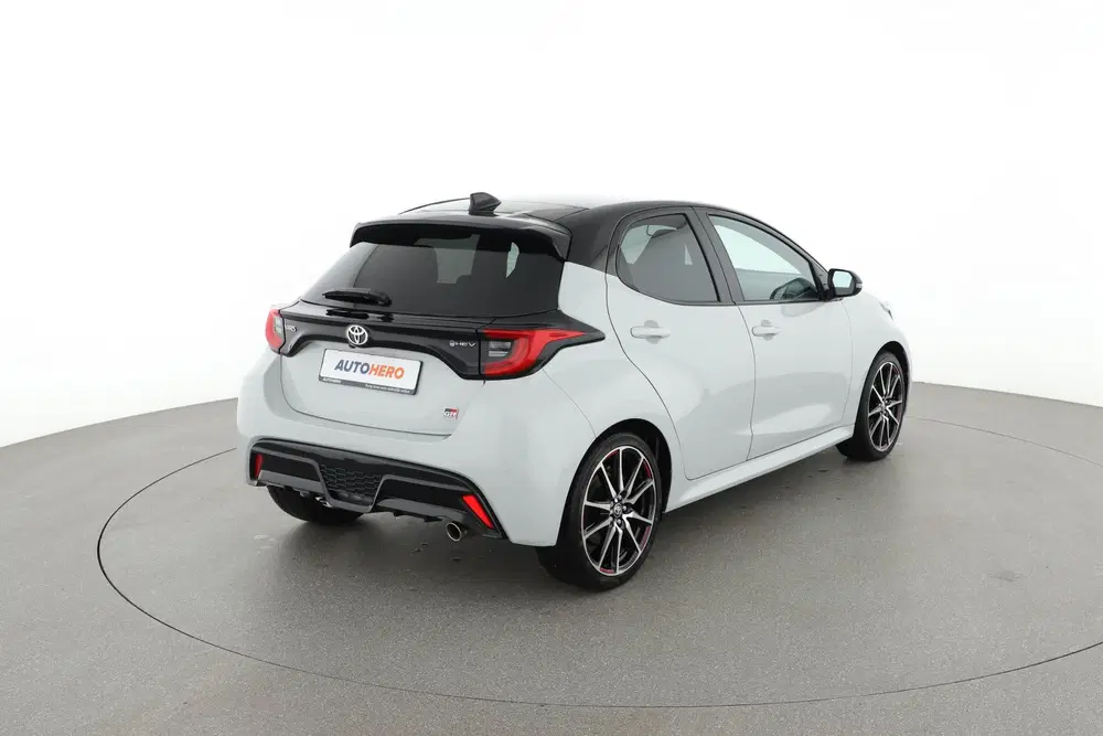 Toyota Yaris 1.5 Hybrid 130 GR SPORT uit 2024, foto 6