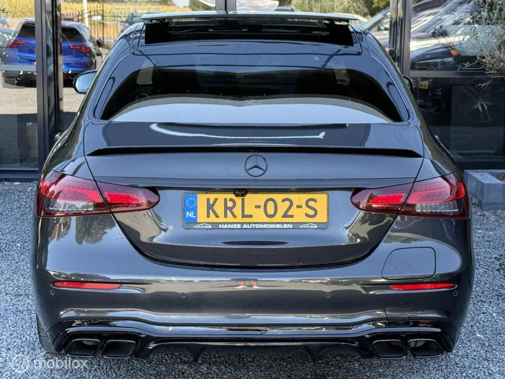 Mercedes-Benz E-Klasse E300e AMG Pakket E63s uit 2020, foto 11
