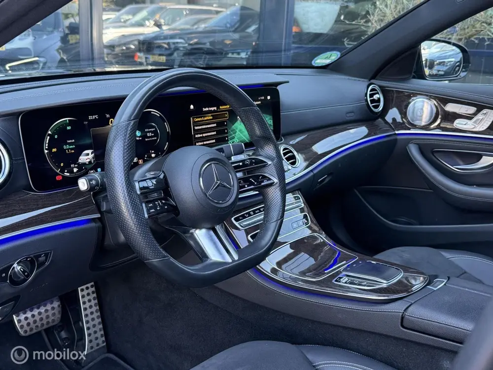 Mercedes-Benz E-Klasse E300e AMG Pakket E63s uit 2020, foto 7