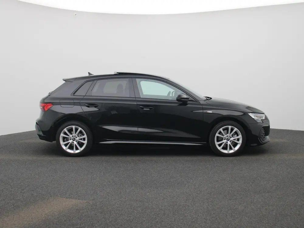 Audi A3 40 TFSI e S edition 204 PK uit 2025, foto 6