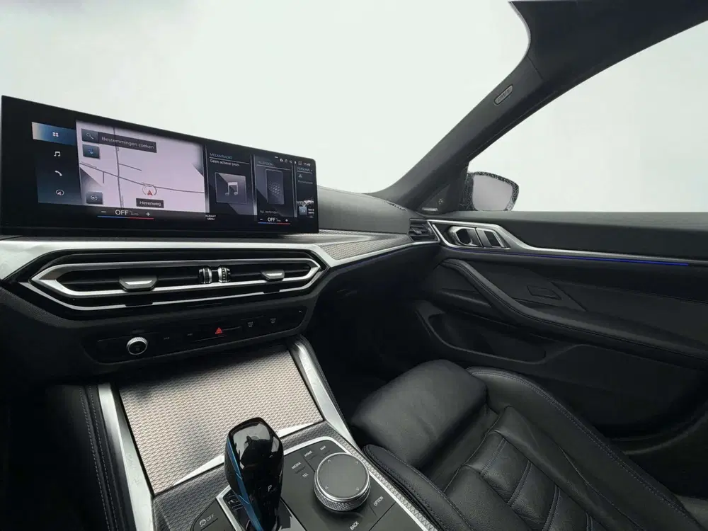BMW i4 M50 High Executive 84 kWh uit 2022, foto 12