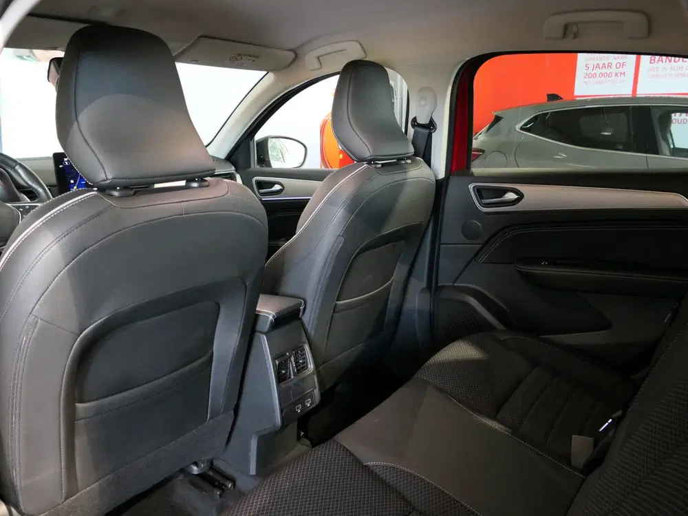 Renault Arkana 1.6 E-Tech Hybrid 145 Intens uit 2022, foto 7