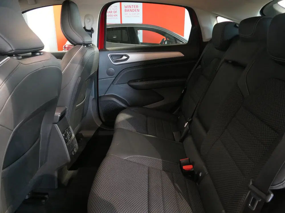 Renault Arkana 1.6 E-Tech Hybrid 145 Intens uit 2022, foto 8