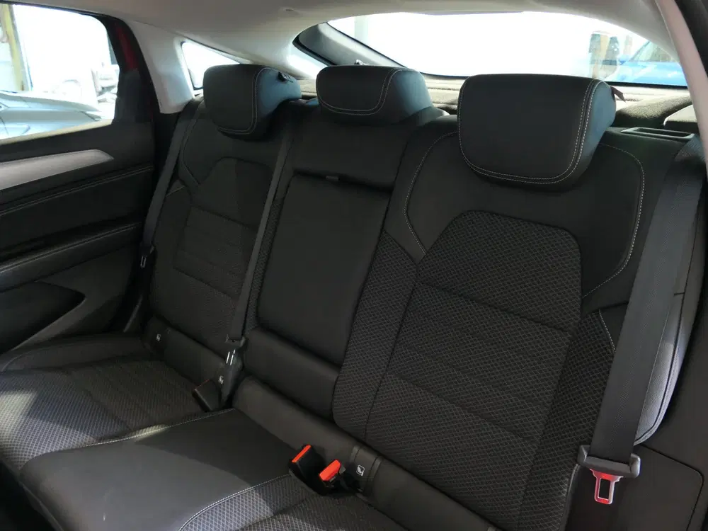Renault Arkana 1.6 E-Tech Hybrid 145 Intens uit 2022, foto 9