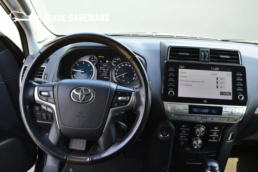 Toyota Land Cruiser 2.8 D-4D Black Edition 7 Pers 204PK uit 2022, foto 11