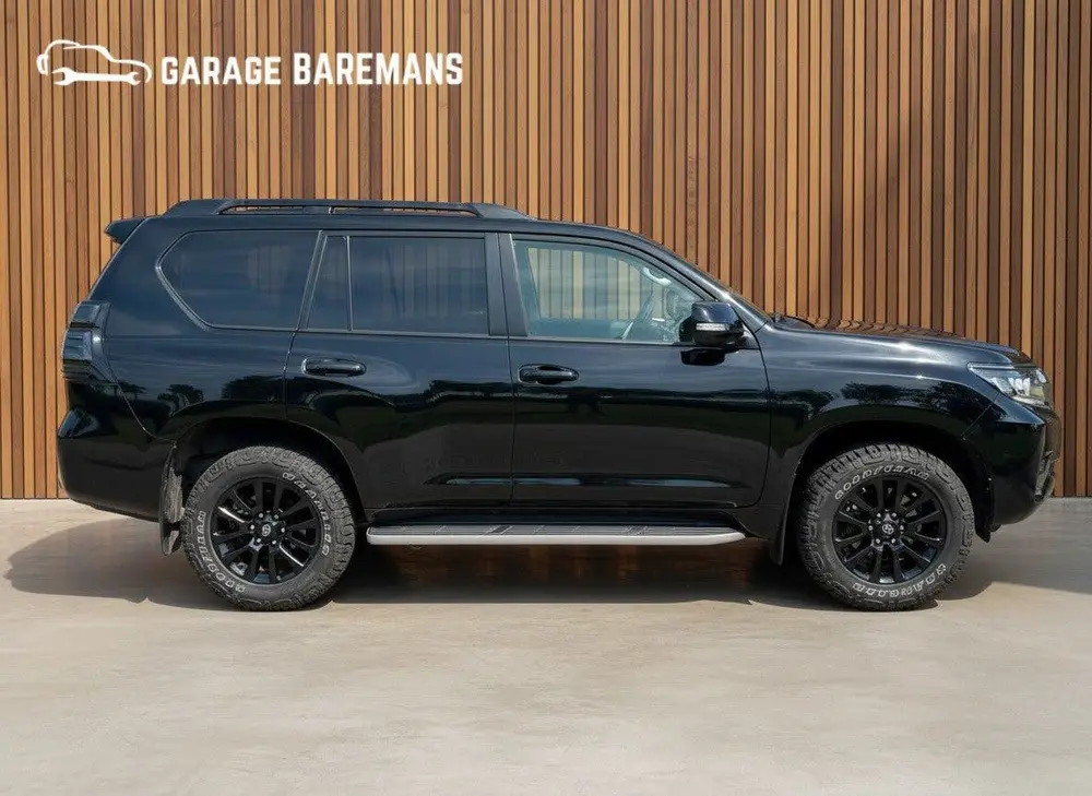 Toyota Land Cruiser 2.8 D-4D Black Edition 7 Pers 204PK uit 2022, foto 6