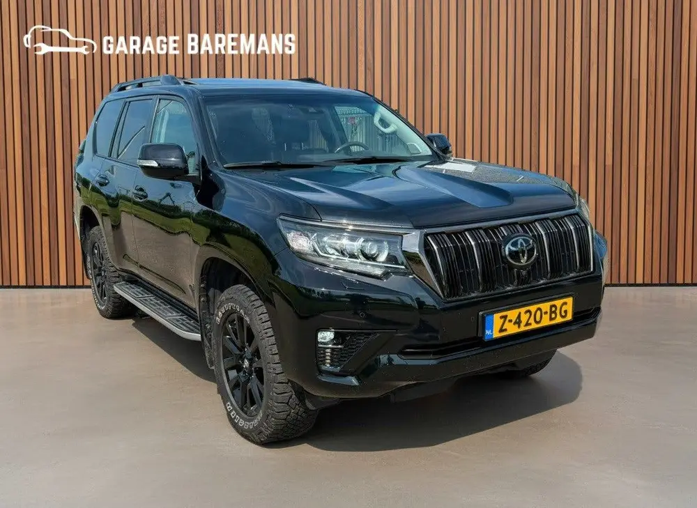 Toyota Land Cruiser 2.8 D-4D Black Edition 7 Pers 204PK uit 2022, foto 7
