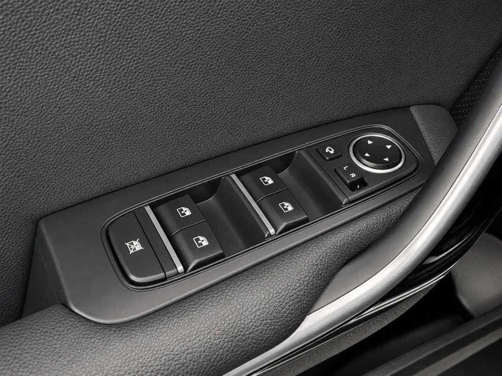 Kia XCeed 1.0 T-GDi DynamicLine Navigatie Apple Carp uit 2022, foto 6