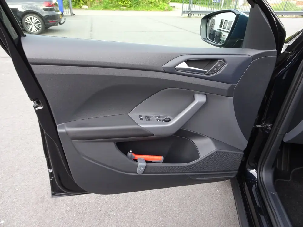 Volkswagen T-Cross 1.0 TSI Life Airco, apple-carplay, licht uit 2020, foto 10