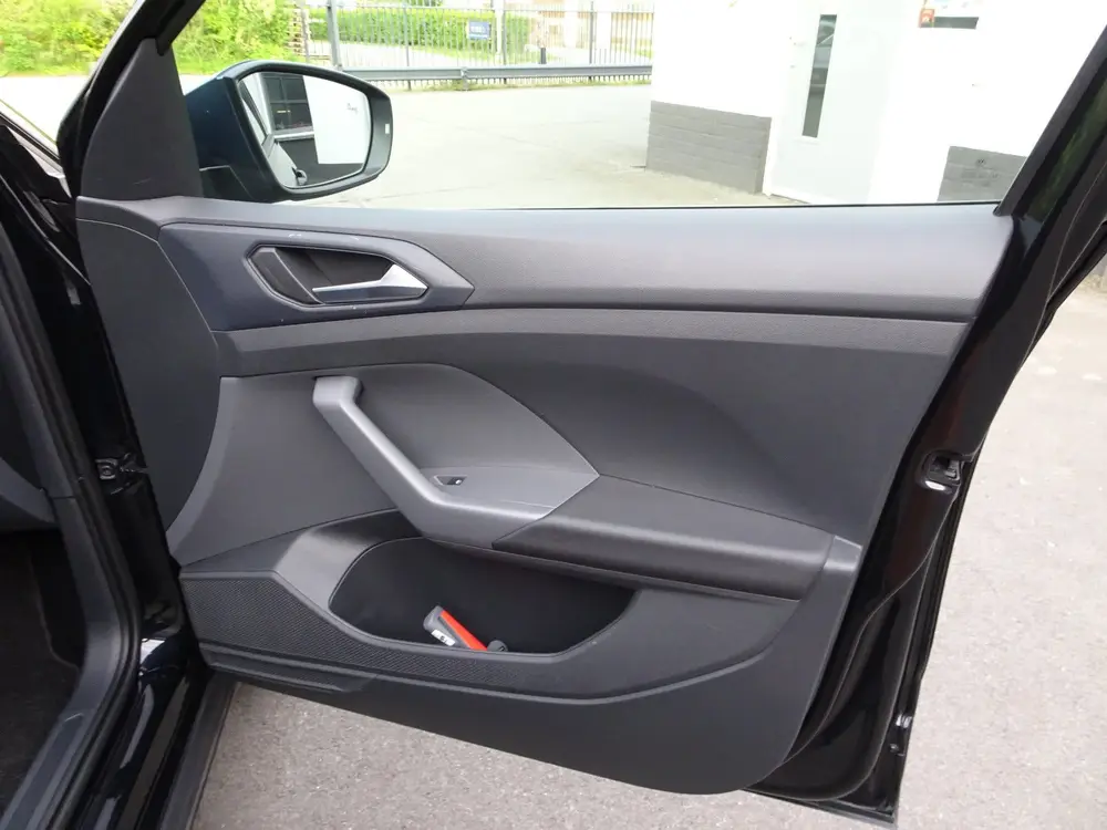 Volkswagen T-Cross 1.0 TSI Life Airco, apple-carplay, licht uit 2020, foto 16