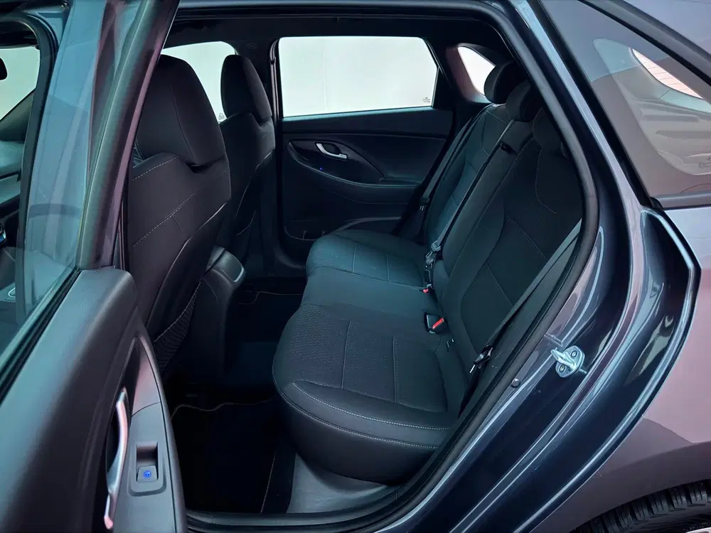 Hyundai i30 1.4 T-GDI N-Line NAP uit 2020, foto 11