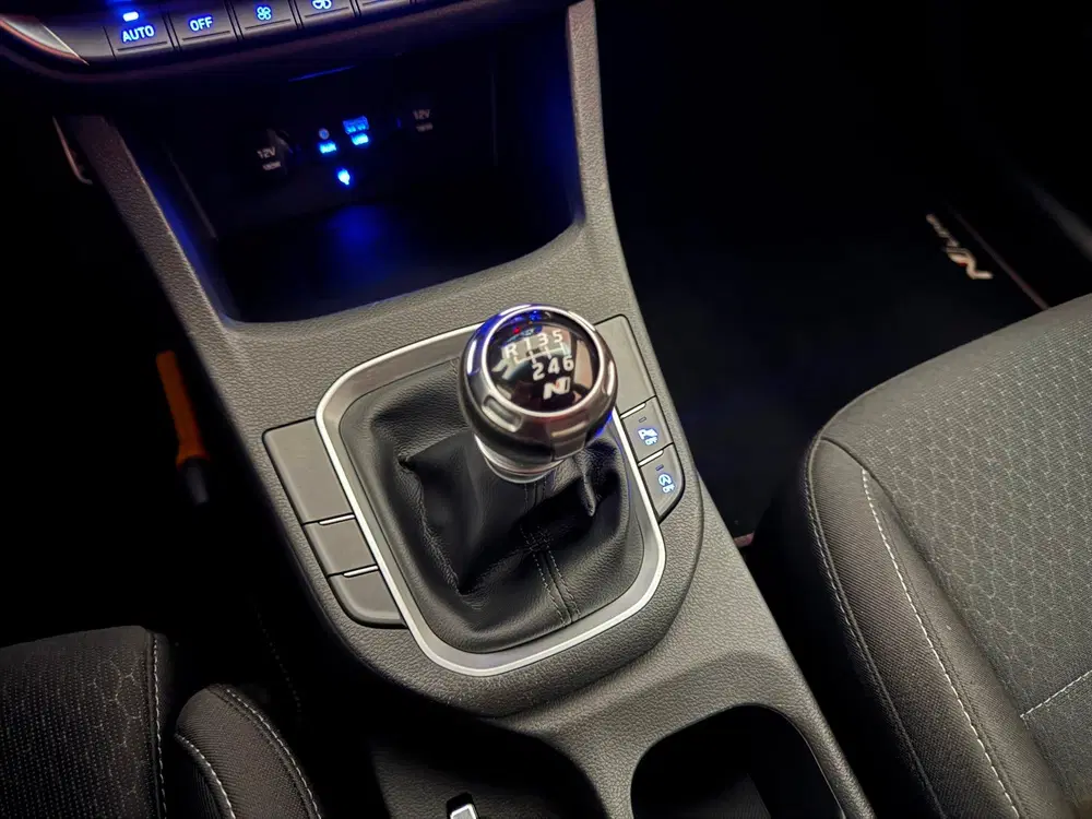Hyundai i30 1.4 T-GDI N-Line NAP uit 2020, foto 15