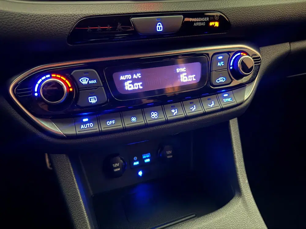 Hyundai i30 1.4 T-GDI N-Line NAP uit 2020, foto 16