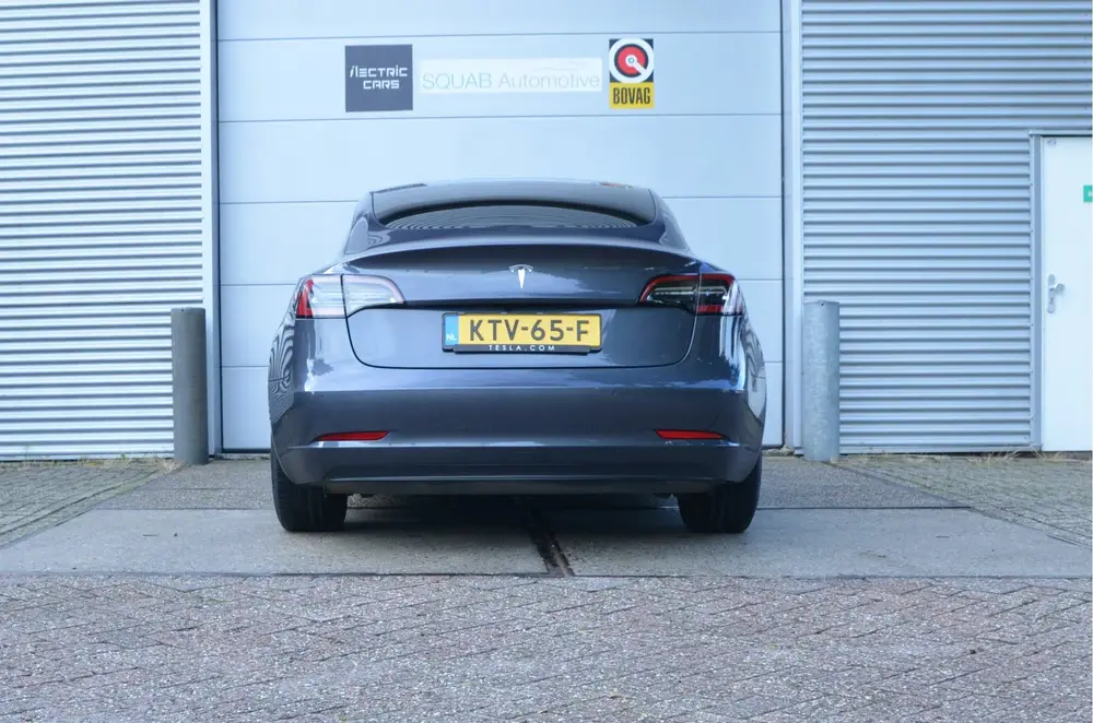 Tesla Model 3 Standard RWD Plus 60 kWh Warmtepomp AutoPi uit 2021, foto 9