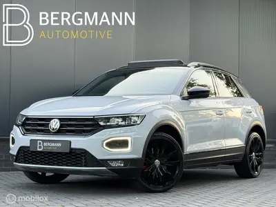 Volkswagen T-Roc 1.5 TSI Black|Virtual|Carplay|camera|Pano uit 2020