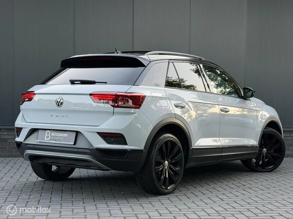 Volkswagen T-Roc 1.5 TSI Black|Virtual|Carplay|camera|Pano uit 2020, foto 3