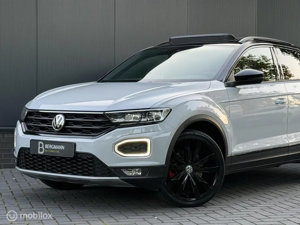 Volkswagen T-Roc 1.5 TSI Black|Virtual|Carplay|camera|Pano uit 2020, foto 6